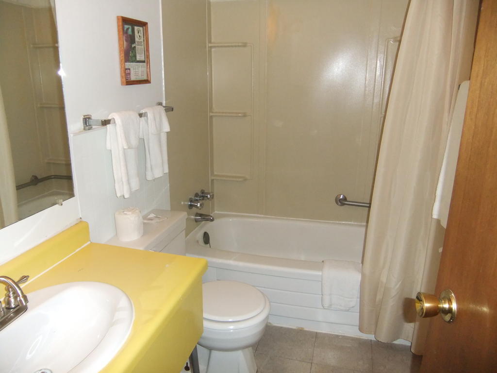 St. Stephen Inn Room photo