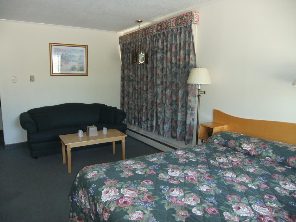 St. Stephen Inn Room photo